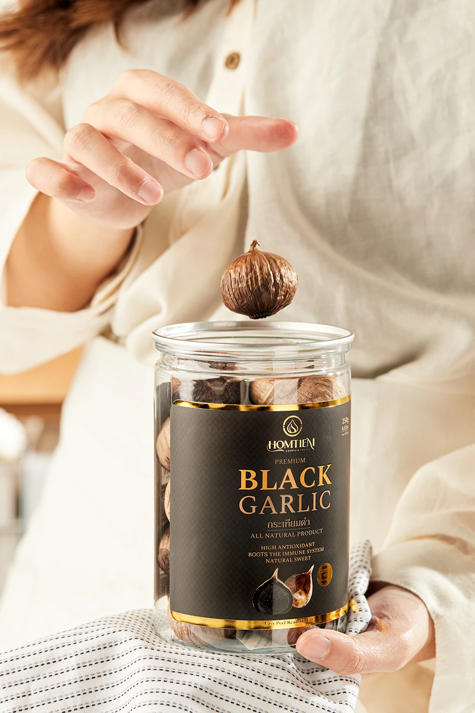 Homtiem Black Garlic 8.82 Oz (250g.) Organic Natural Sweet Ready to Eat for Healthy Snack Healthy Recipes