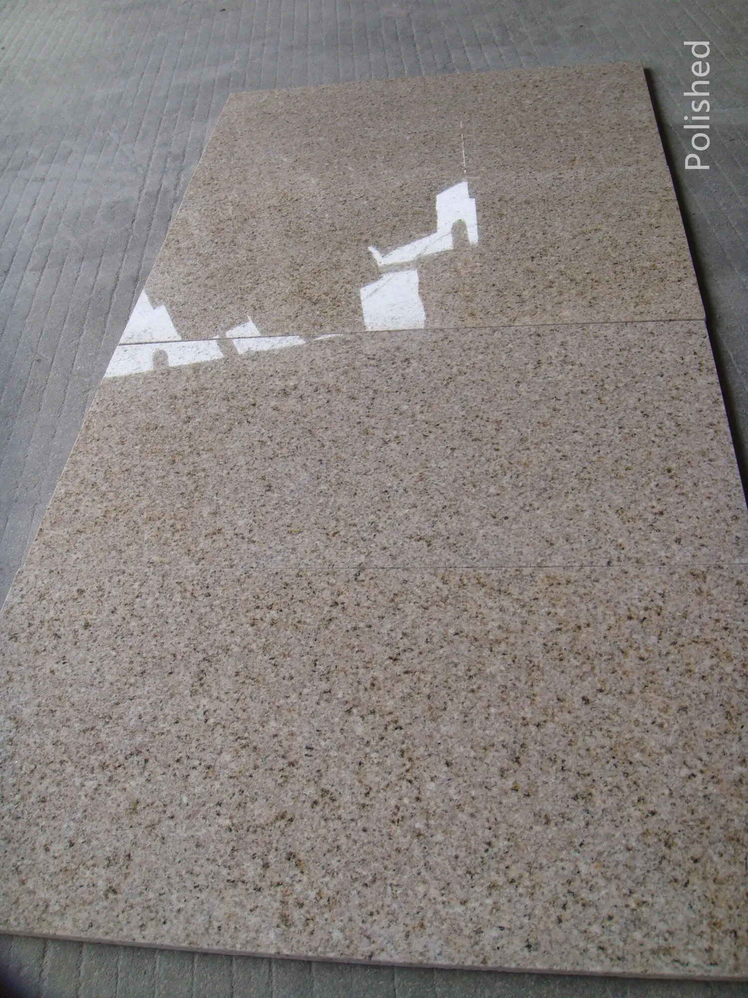 Popular China Yellow Granite Desert Gold Sunset Gold G682 Beige Granite Exterior Flamed Bush hammered Paving Tiles