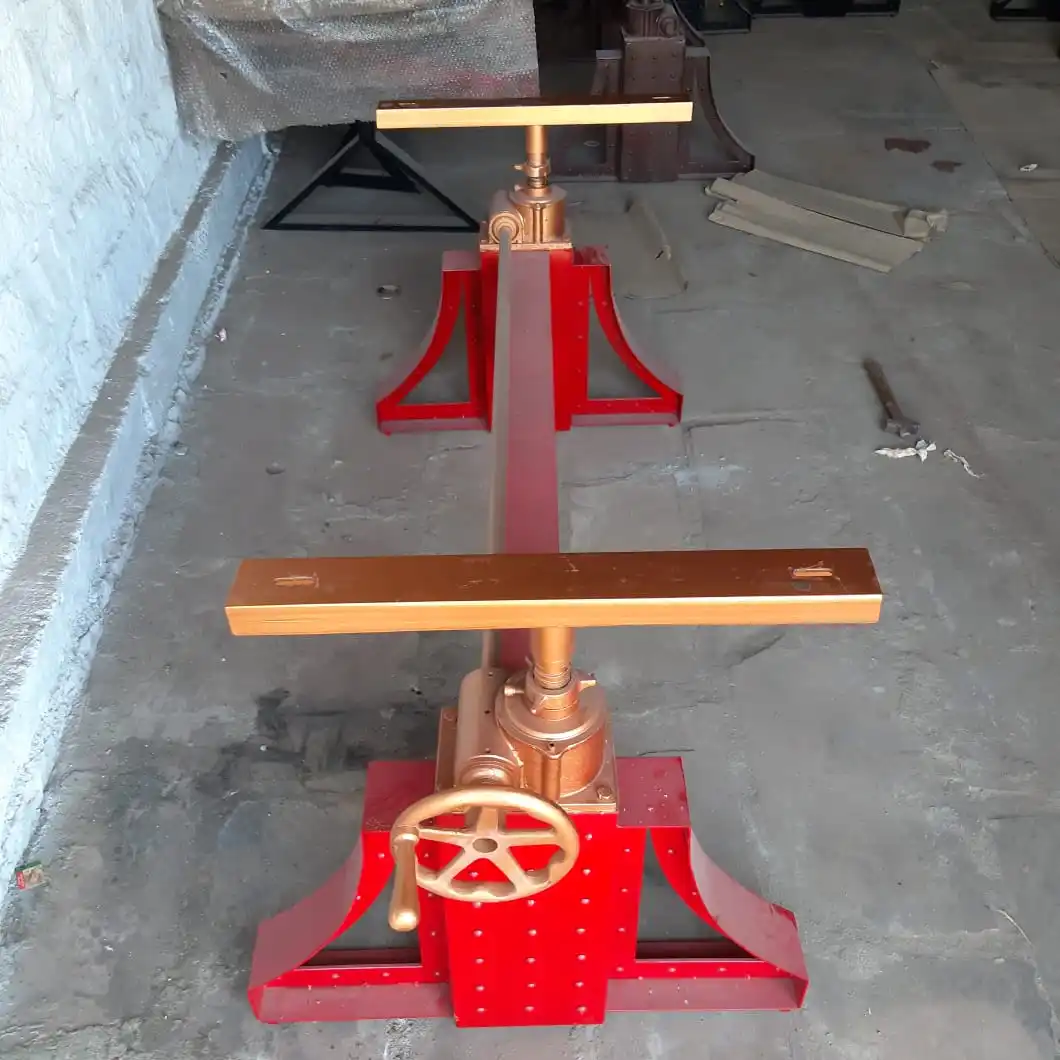 Crank Dining Table,Bronx Table,Industrial Crank Table