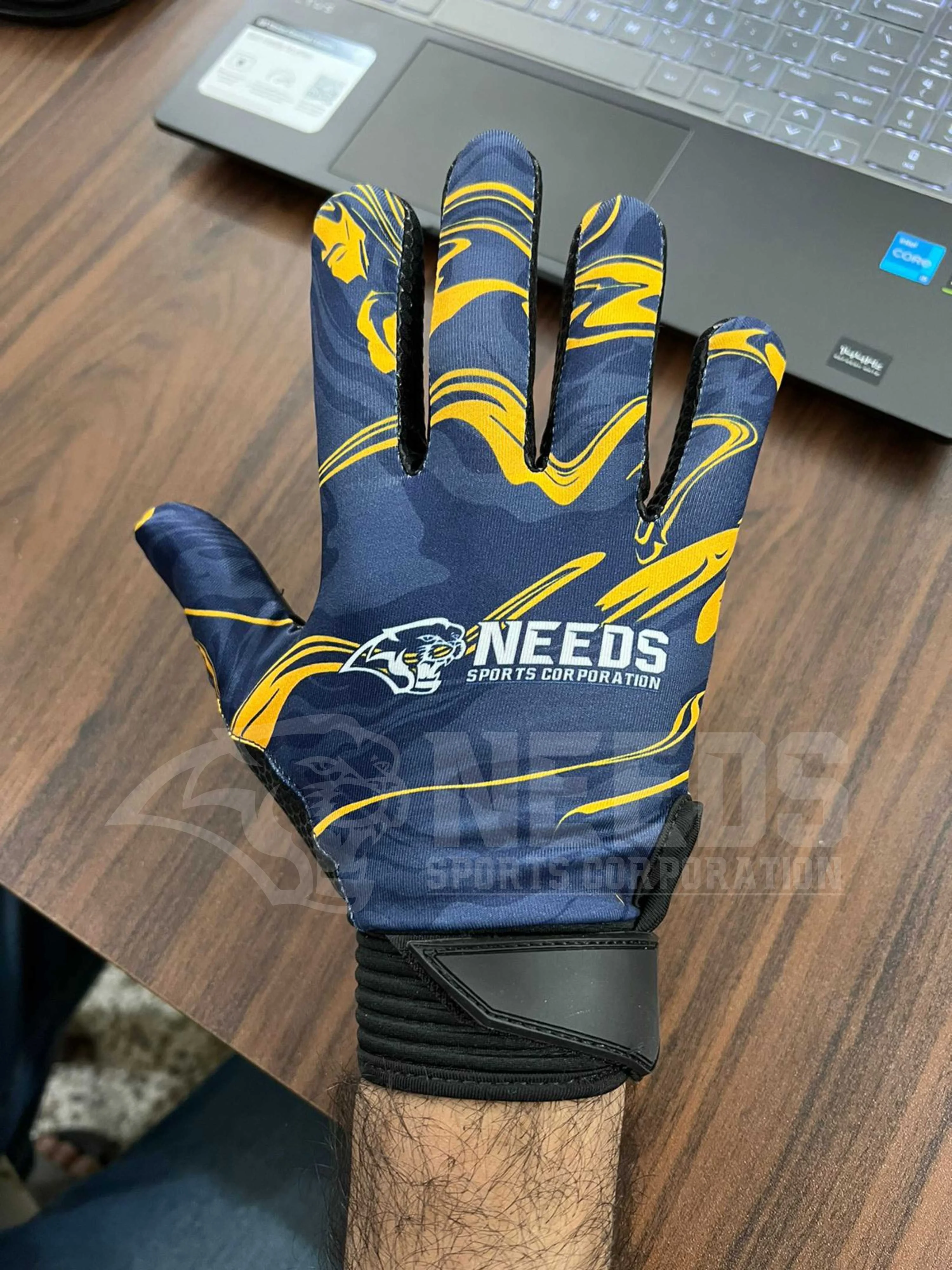 Gaelic football gloves GAA custom design