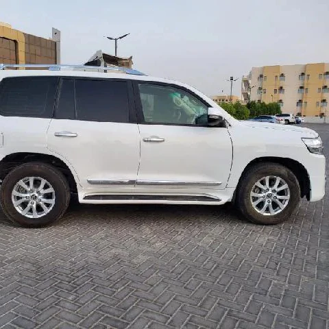 CHEAP USED SUV LAND CRUISER 2019