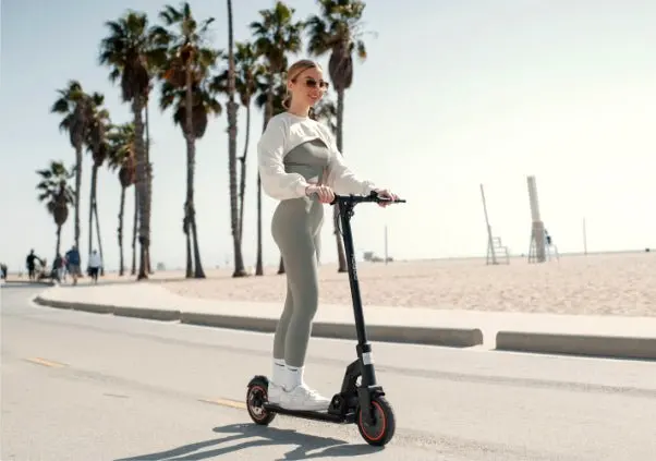 Free Shipping EU USA CANADA AUSTRALIA 2022 original Durable & Portable 18MPH Max Speed KUGOO M2 Pro Electric Scooter