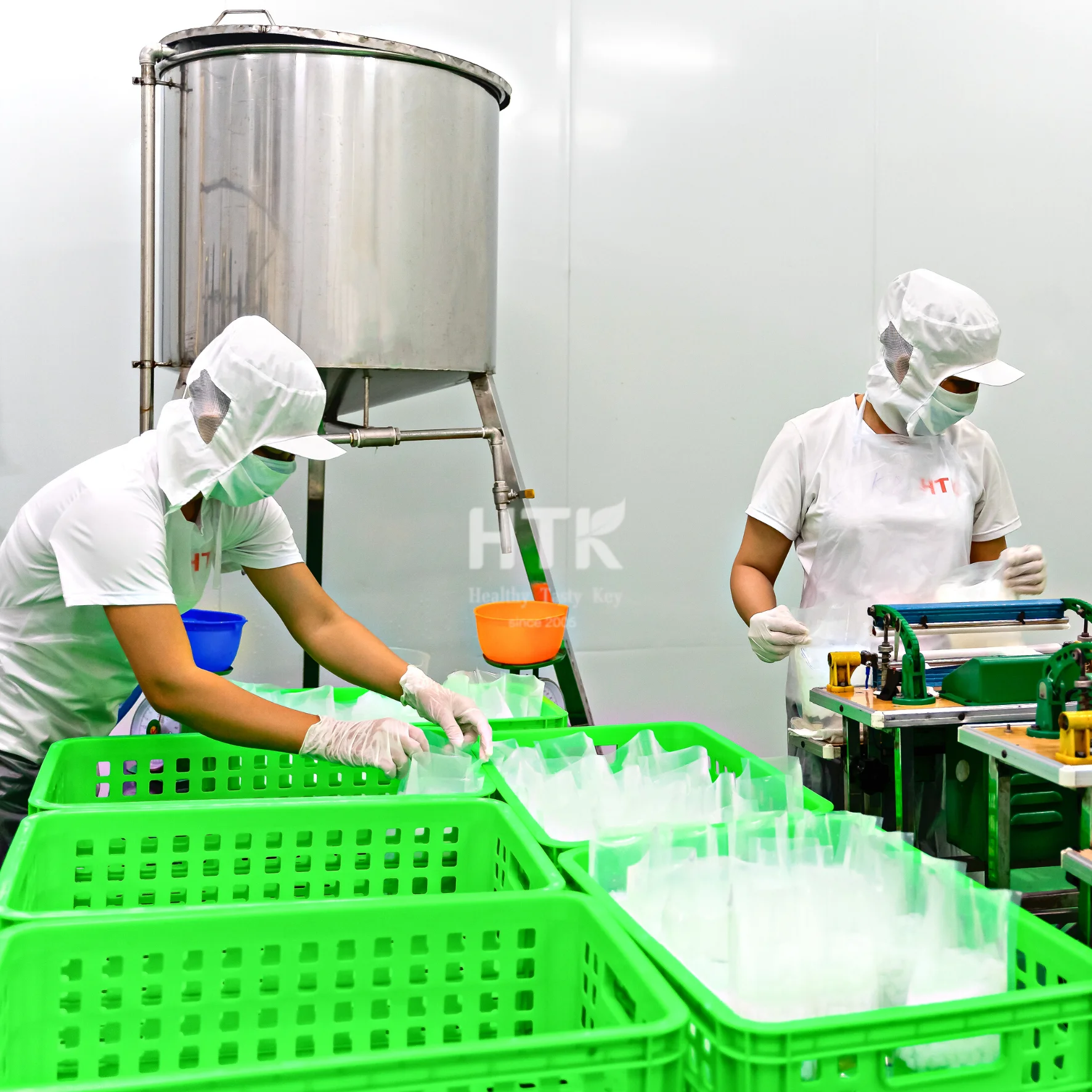 Тренд 2023 года кокосовое желе NATA DE COCO в сиропе от фабрики HTK Food factory из Вьетнама для пищевых продуктов и напитков чай-пузырь