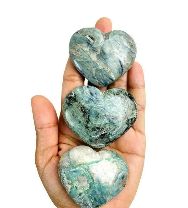 Wholesale High Quality Blue Kynite Heart Gemstone Healing Crystal Heart Stone Grounding Feng Shui Love Tree Ball Hearts