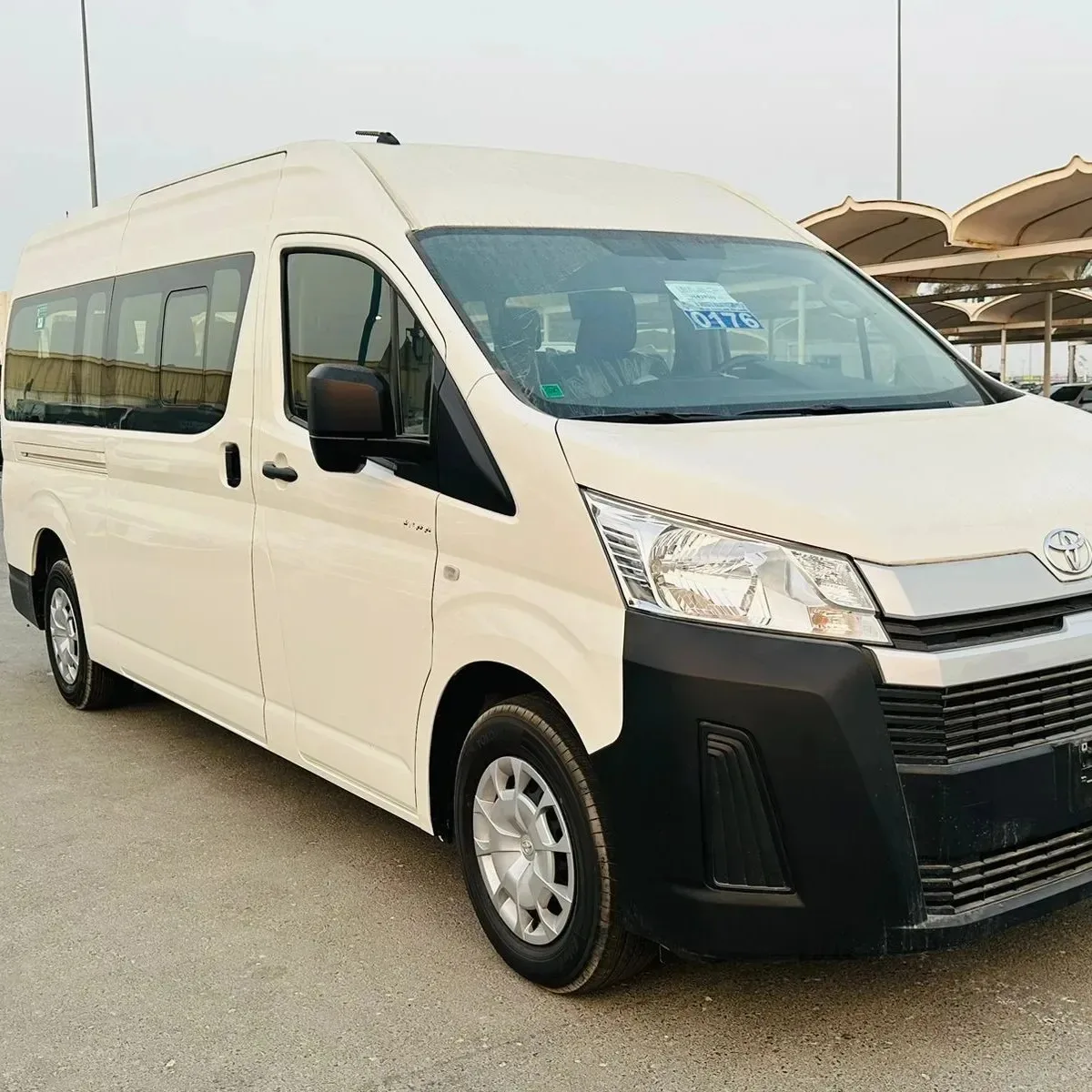 Neatly Used Toyotas HiAce GL HighRoof 15-Seater Bus, Accident-Free,