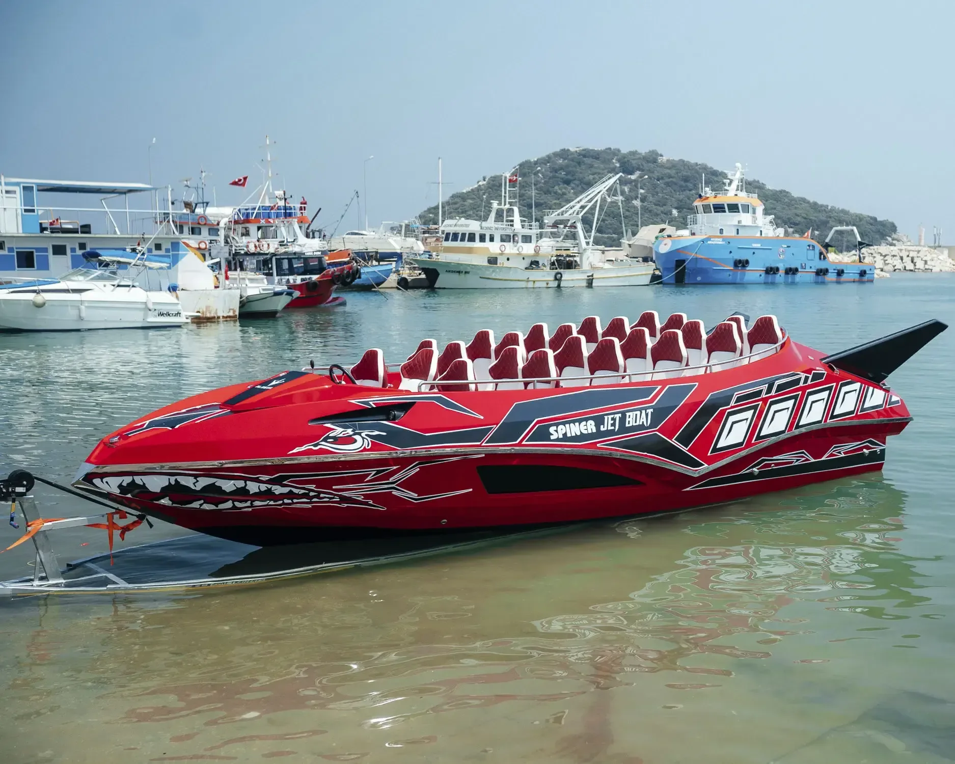 100% Hot Selling Luxury COMMERCIAL JET BOATs Alesta Marine PREDATOR SPARK JETBOAT For Sale