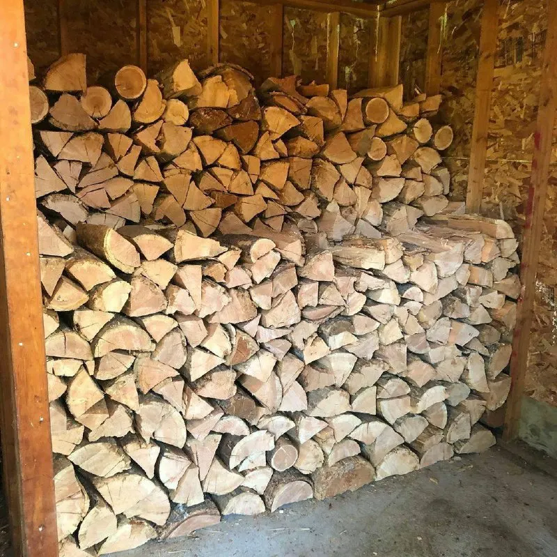 Cheap Supply  Firewood/Oak Fire Wood/Beech/Ash/Spruce/Birch Firewood Factory price hardwood firew