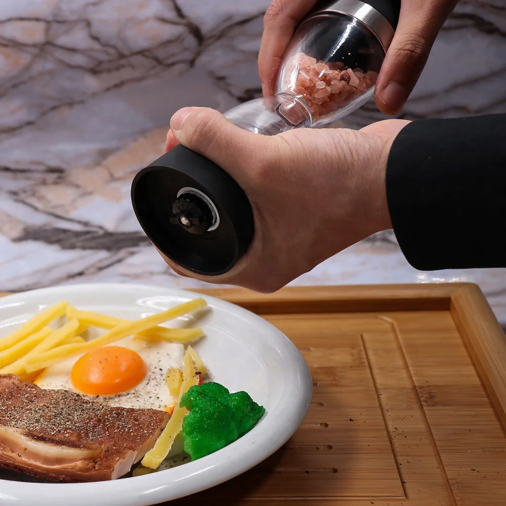 Black 2 In 1  Salt and Pepper Grinder