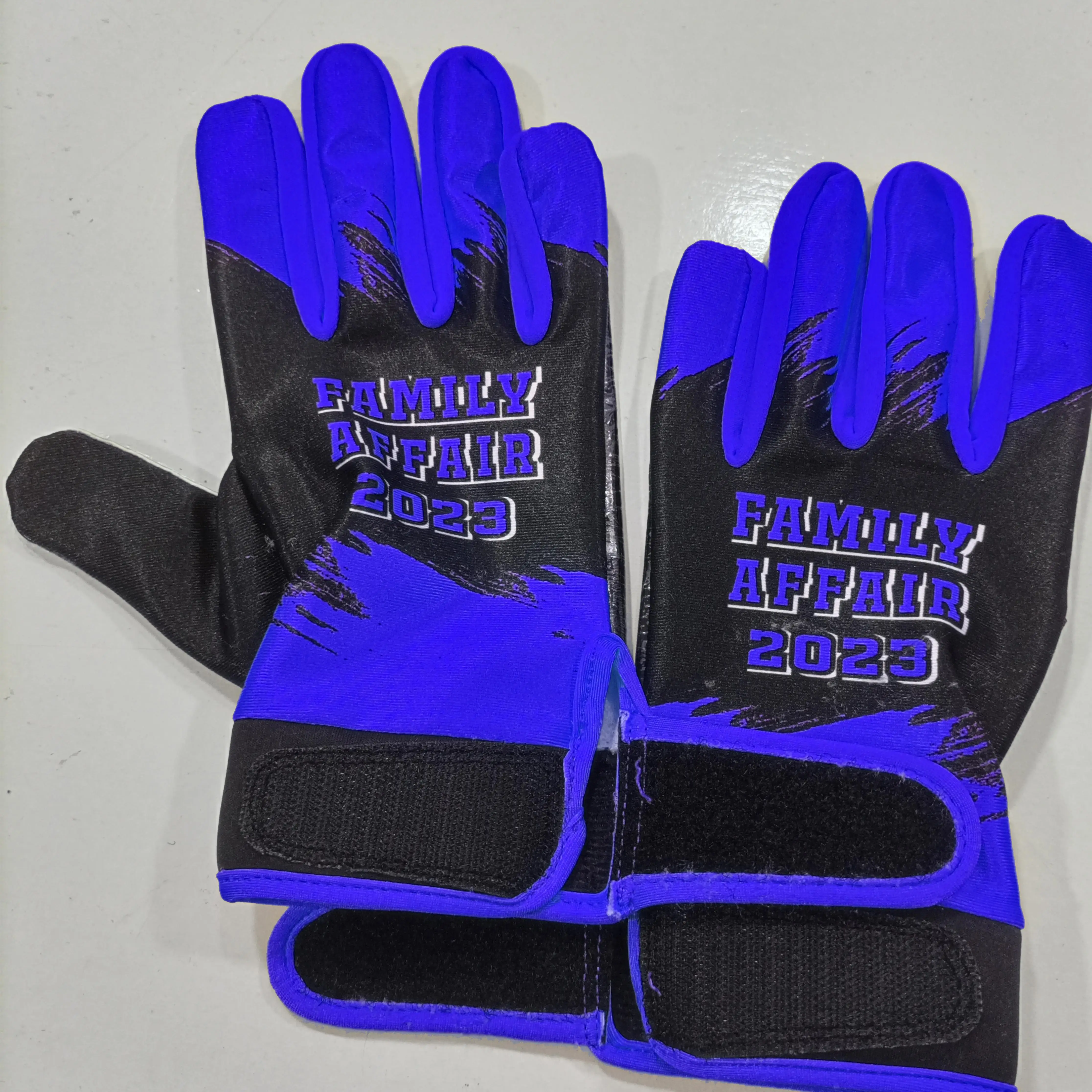 100% Top High Quality American Football Gloves Design Your Own Logo Custom Printed American Football Breathable Fabric Gloves