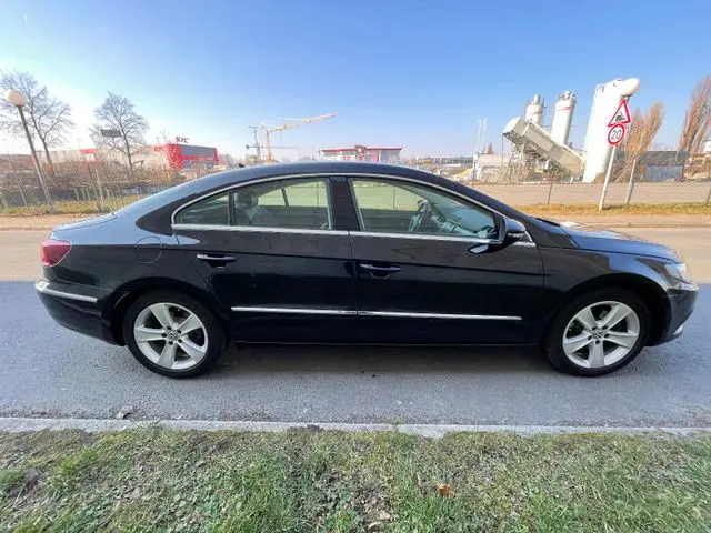 2012 USED VOLKSWA GEN PASSAT LHD