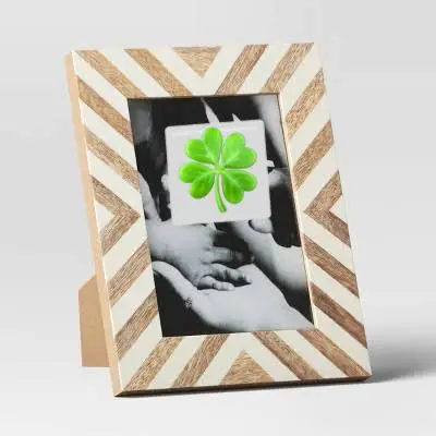 Modern Rustic Wooden Photo Frame High Quality Carved Picture Frame for Home Decoration Customizable Size