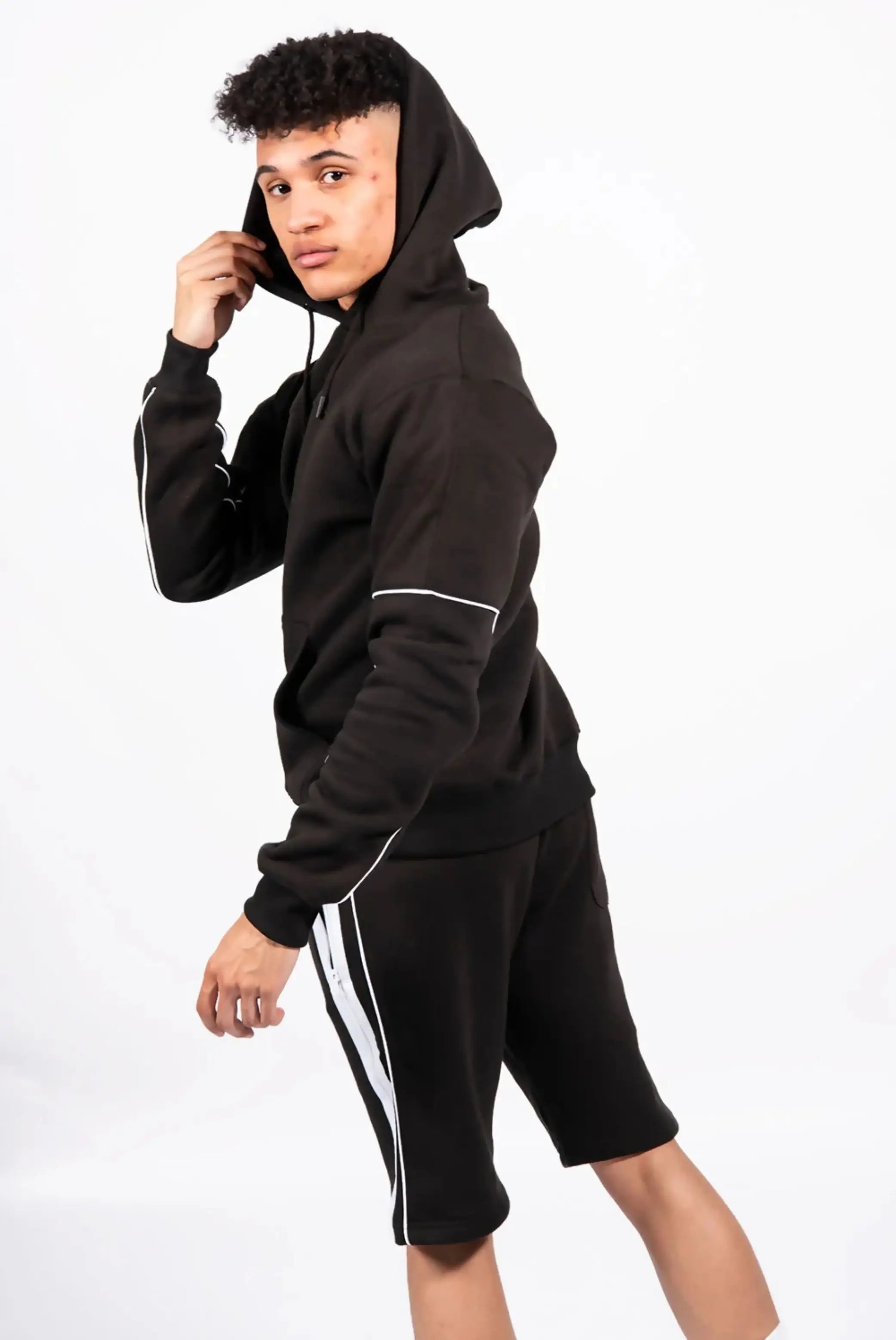 Unisex Clothing 2024 Custom logo sportswear short set high quality Men Sweat two piece thermal hoodie and shorts set
