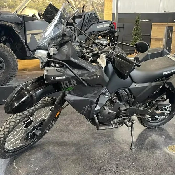 Тщательно Проверено использованное 2023 Kawasakis KLR-650 спортивном велосипеде