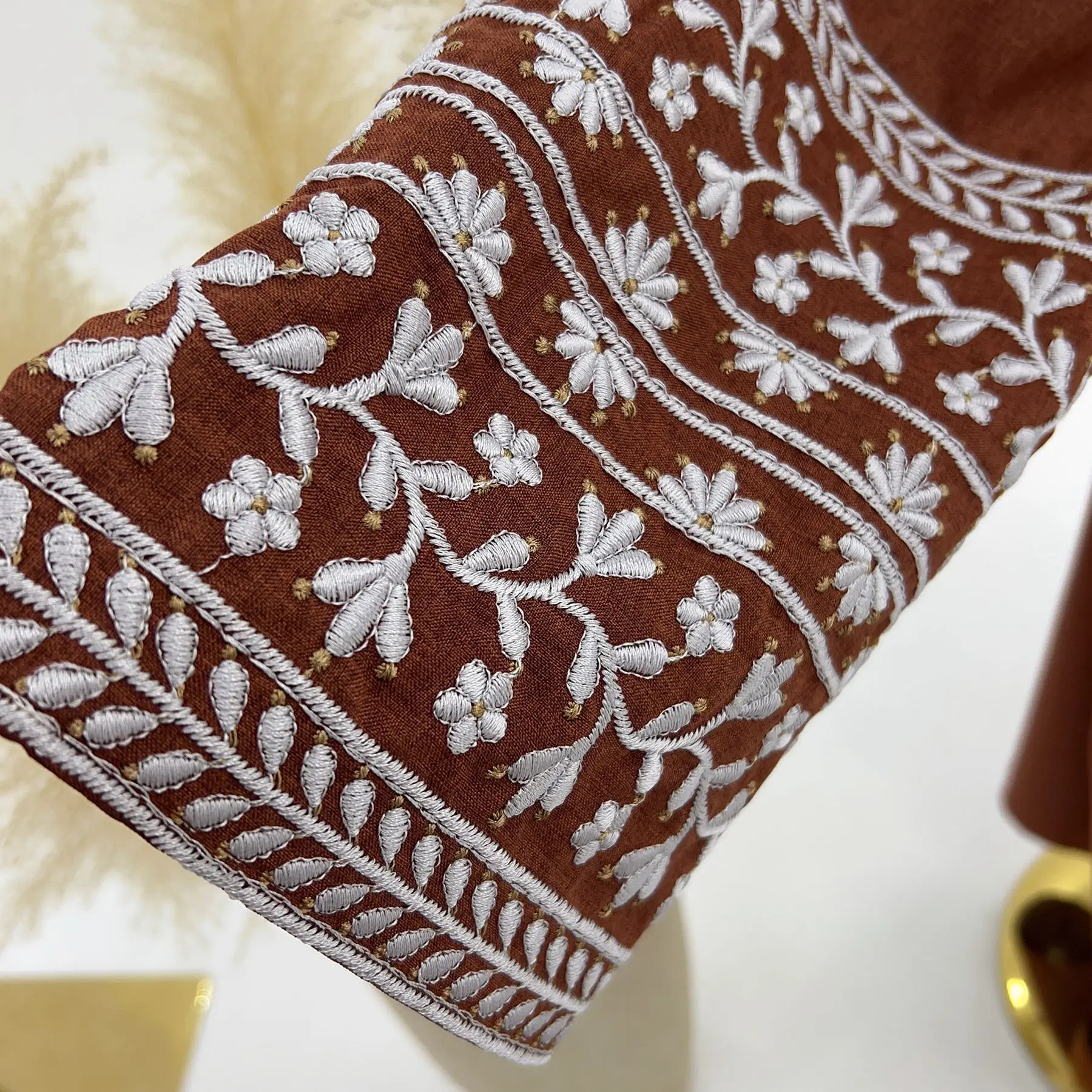 Wholesale Muslim Dress Middle East Turkey Dubai Embroidered Elegant Ramadan Linen Manufacturers Abaya Turkish Islamic Clothing