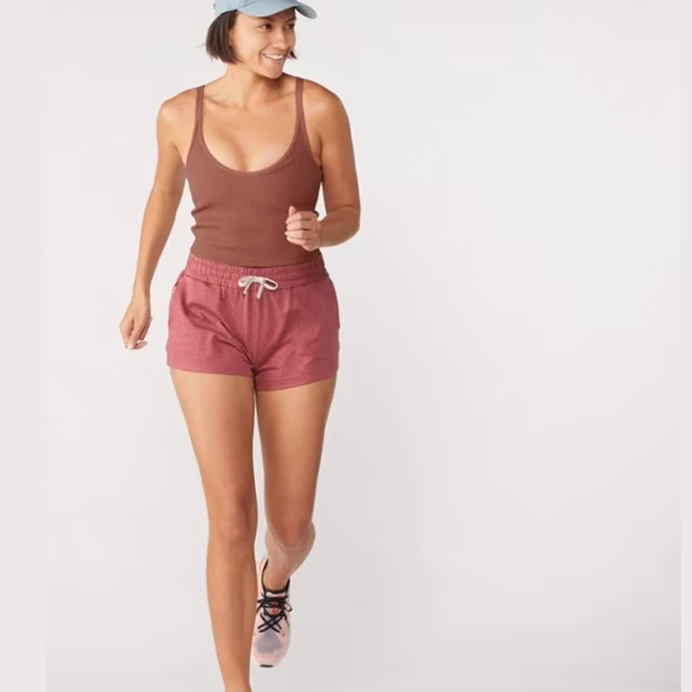 Integrated Bra Honeycomb Mesh Lining Performance Stretch Long Sleeve Rib-Knit Fabric Tank Top Light Support Cross-Strap Design