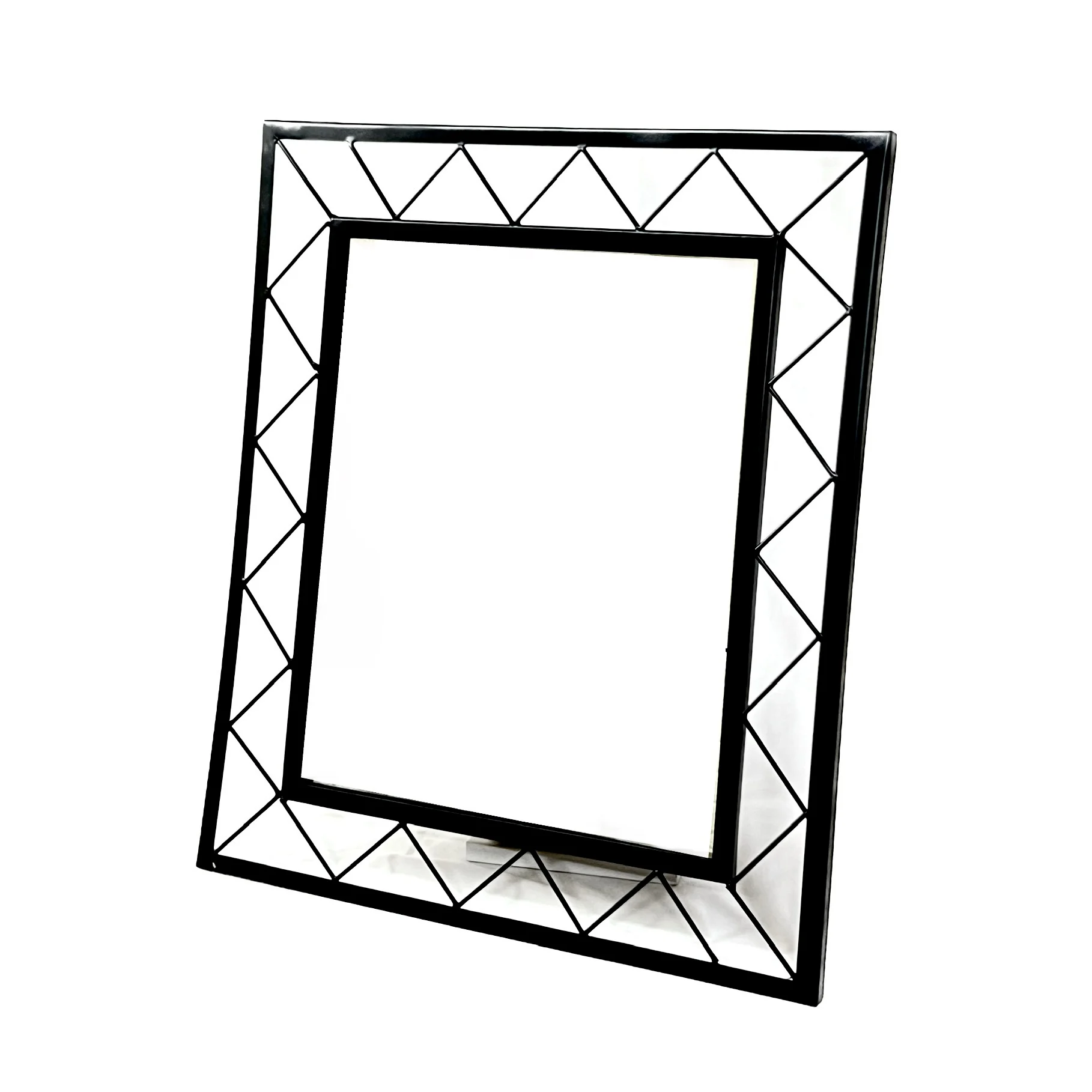High on Demand Handmade Metal Mirror Frame for Wall Hanging Decorative Items for Worldwide Export from India