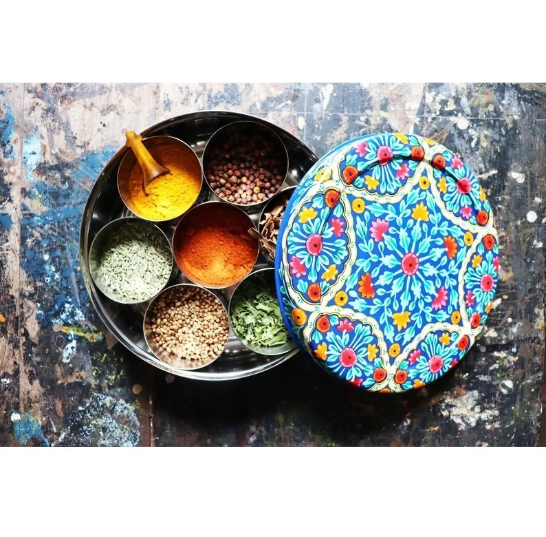 Медная коробка для специй/Masala Dabba кухни с крышкой 7 контейнеров специй и 1 дизайнерская ложка канистра Masala