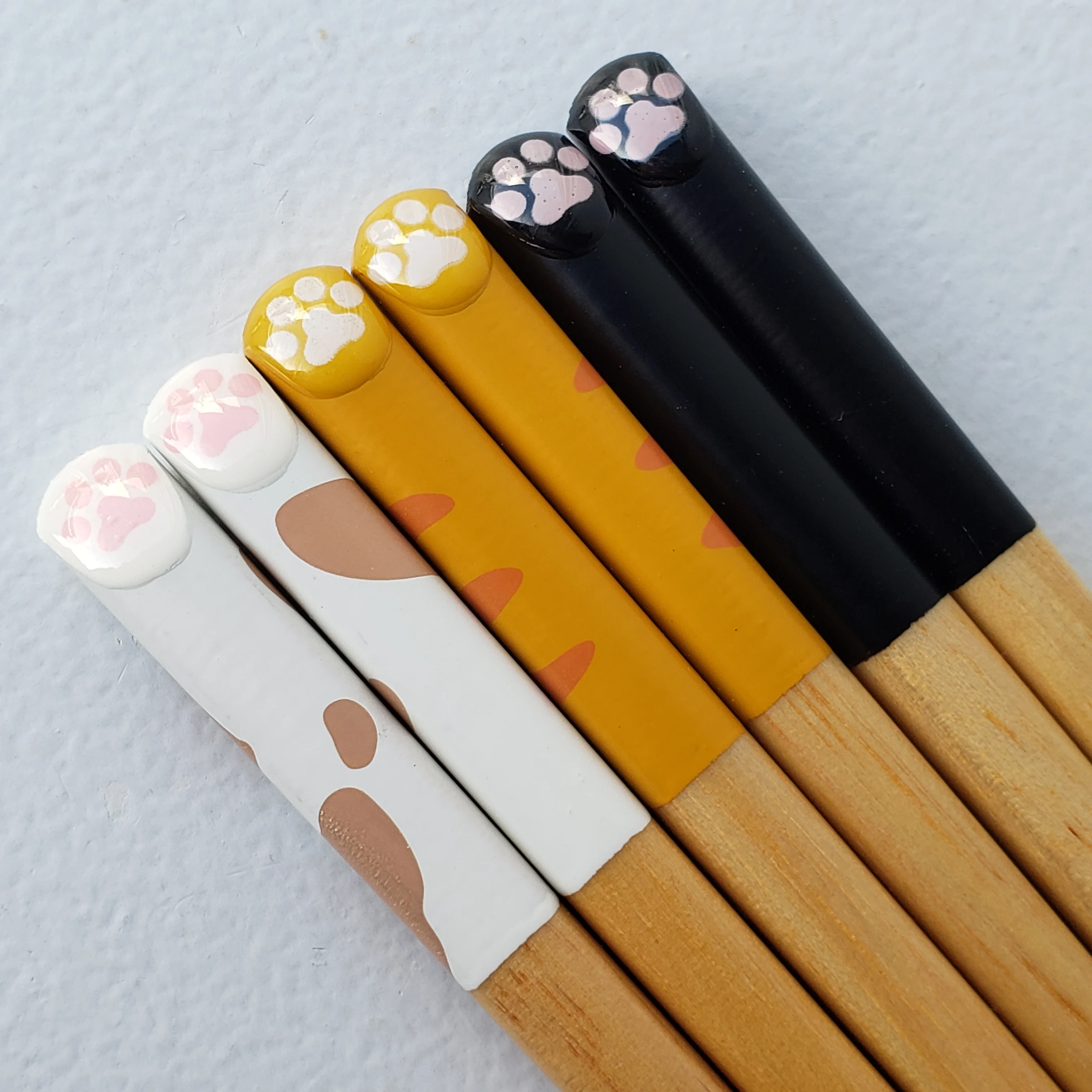 Симпатичные японские палочки для еды с принтом и кошкой