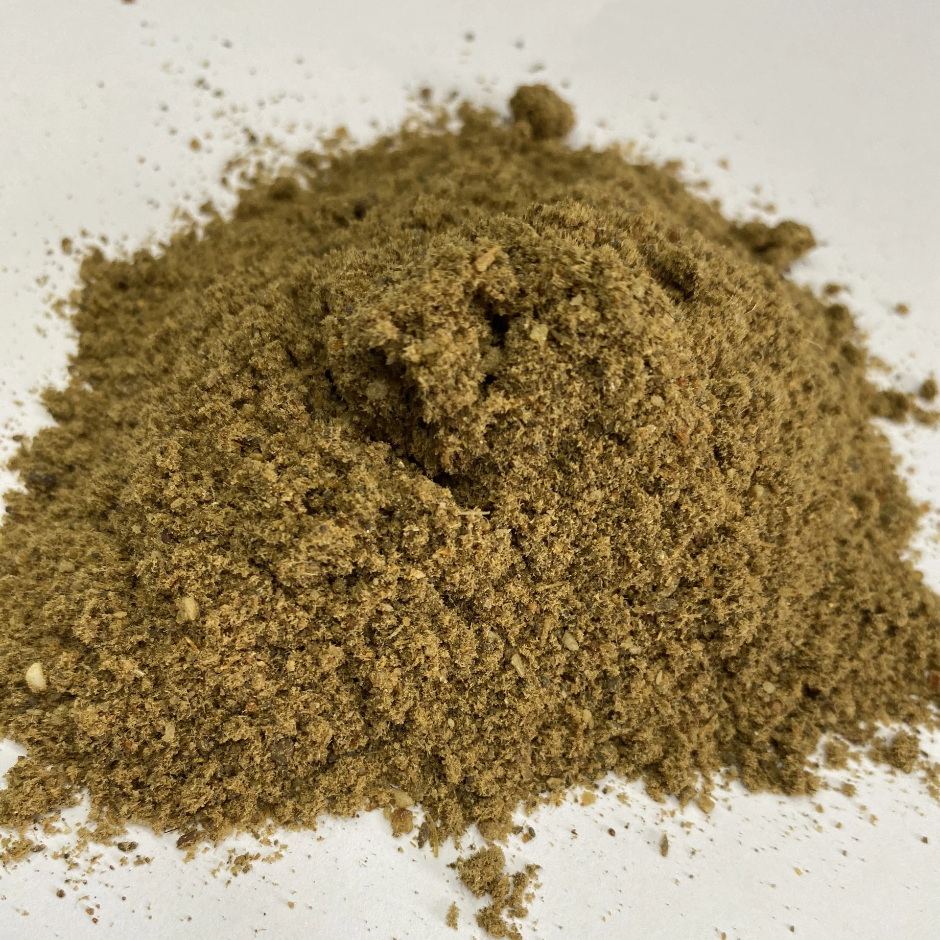 Min 55-60% of high quality fishmeal used as animal feed for pigs, chickens, cows, fish, made in Vietnam