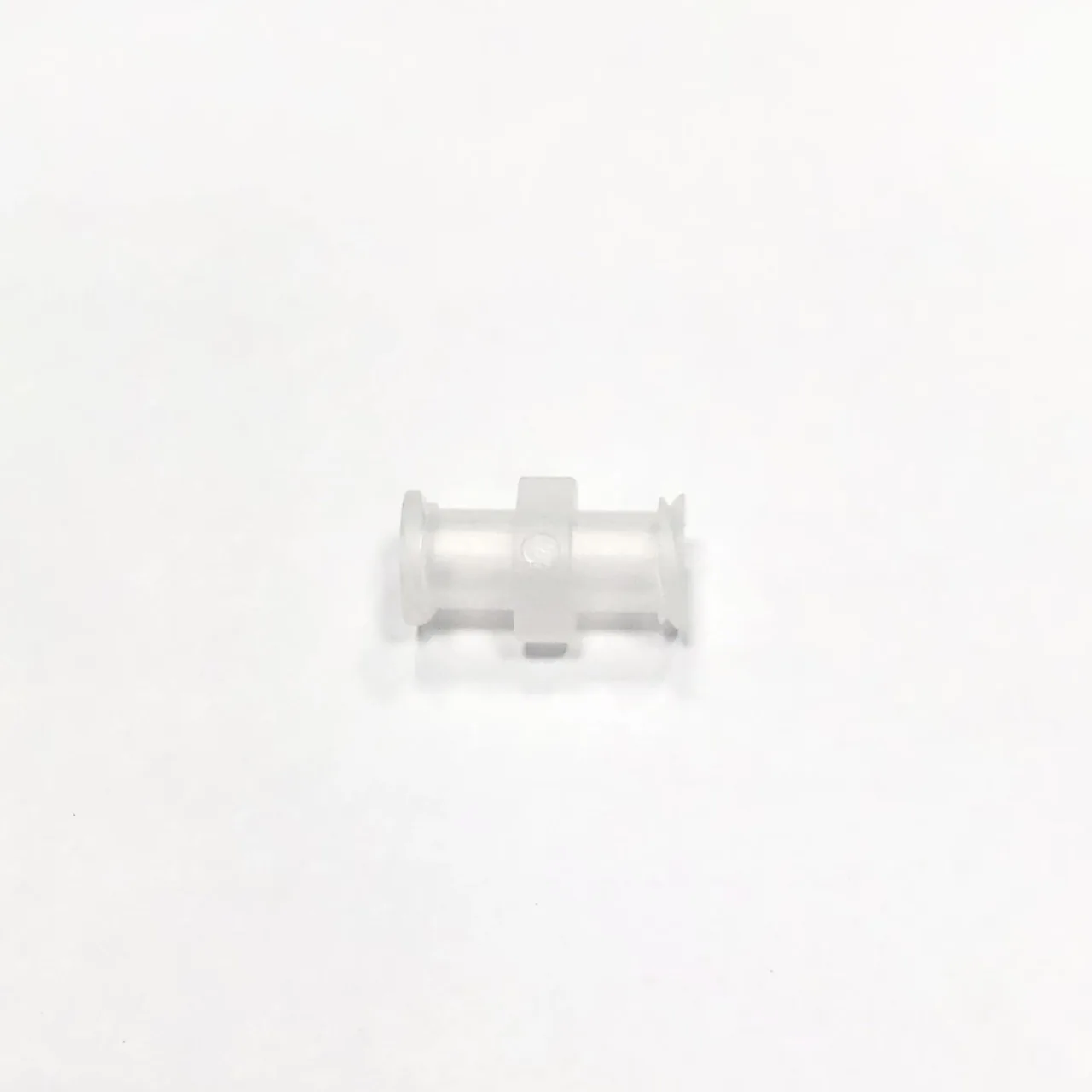 22A016 Coupler Female luer to female luer adapter