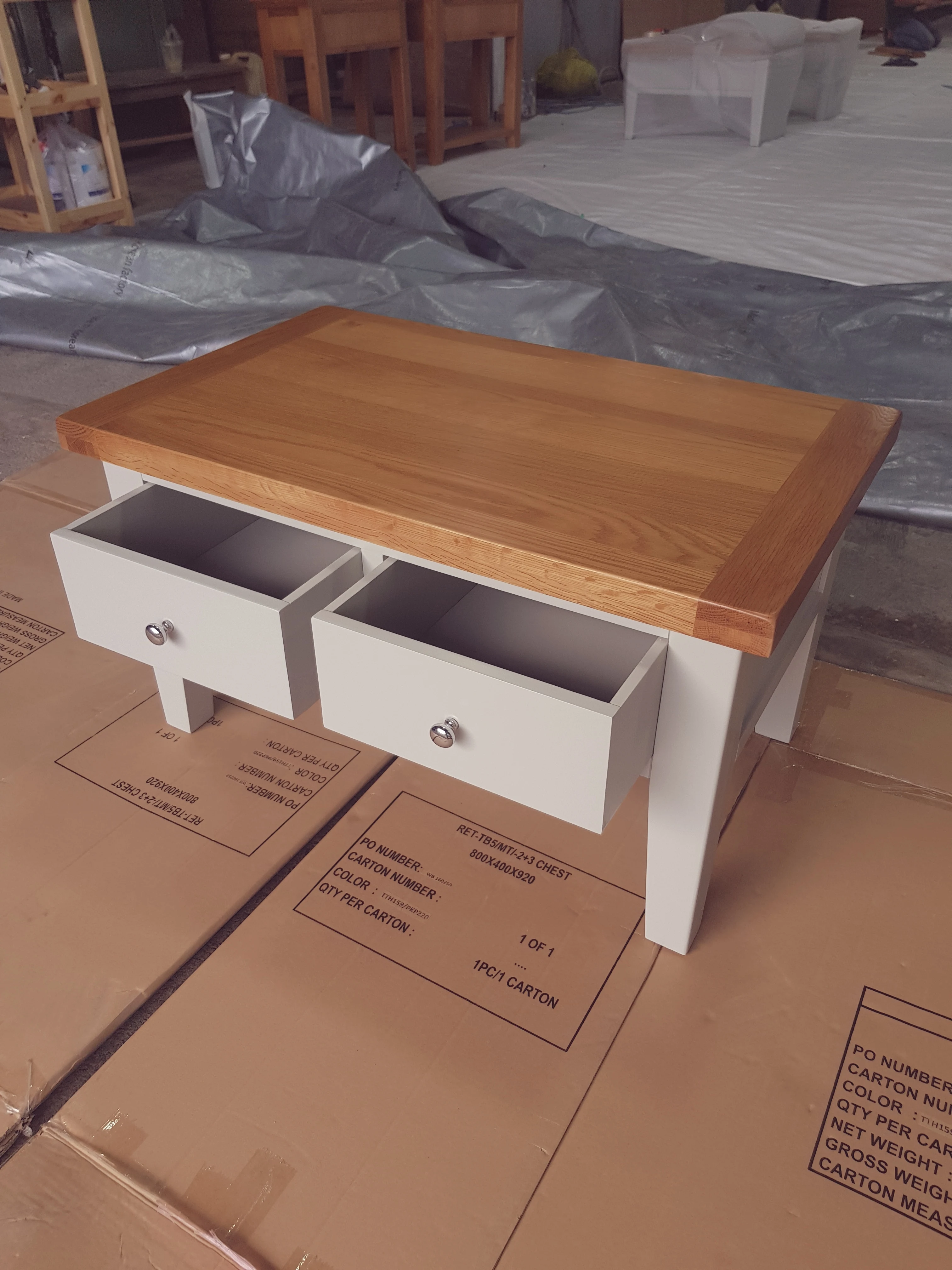COFFEE TABLE 2 DRAWERS