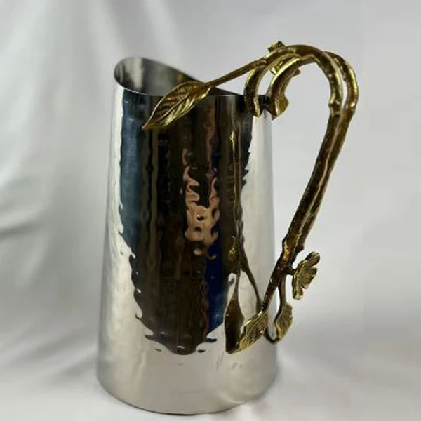 Wholesale Price Hammered Design Kitchenware 8x5x11 Inch Fancy Brass Stainless Steel Metal Pitcher Gold Finish Silver Water