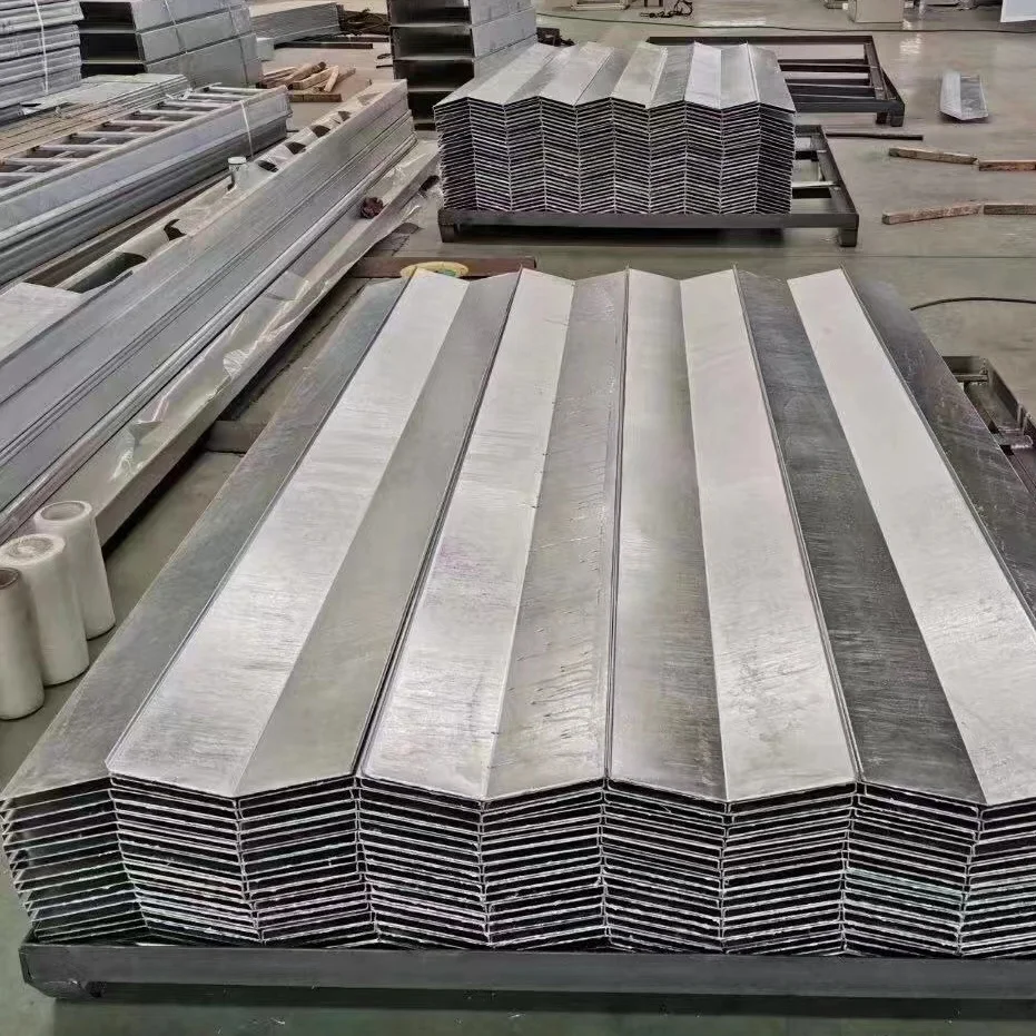 Waterproof Ventilated Cable Tray Support Raceway 0utdoor Galvanized Cable Trunking