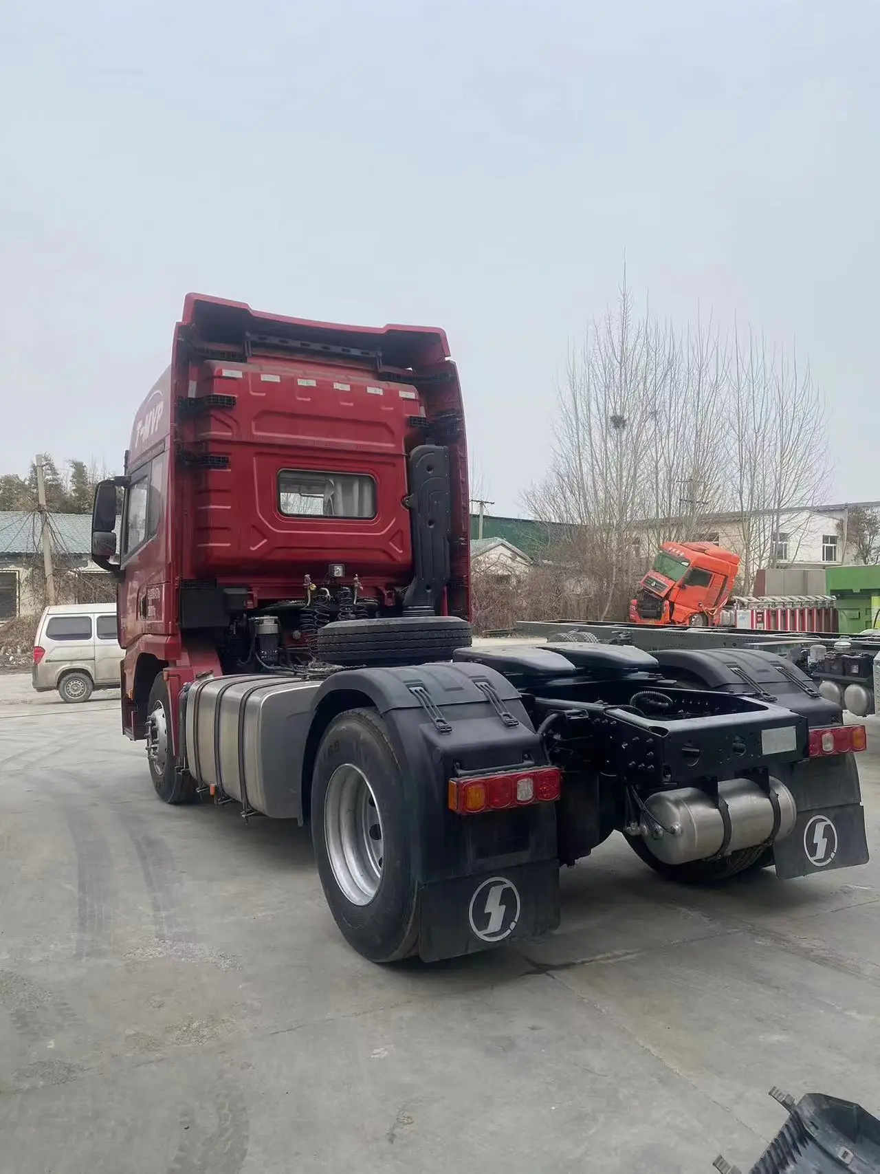 Shacman карьерный транспорт тяжелый дизель 6x4 10 колес 430 л.с. тягач головка прицепа левое рулевое управление