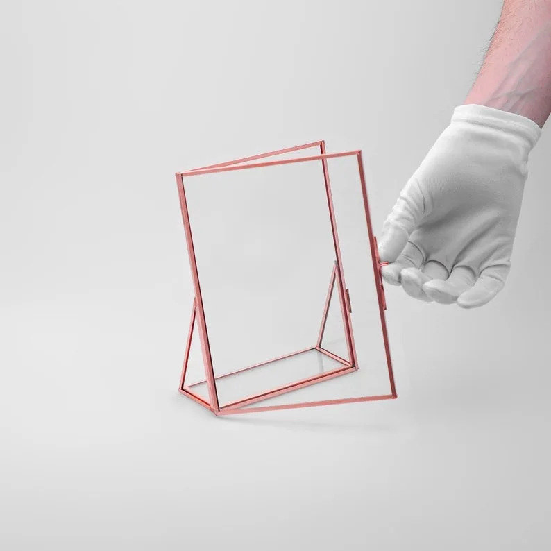 Customized Size Metal & Glass Picture Frame Brass Metal Photo Frame for Wall Hanging Available at Export Selling Price