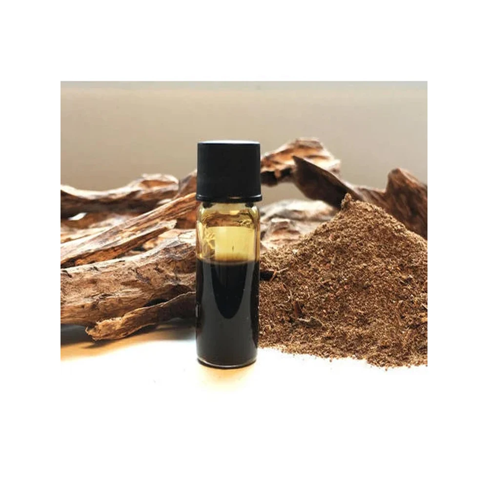 Good Quality Pure Agarwood Essential Oil  Oud Agarwood Oil Essential Oil At Bulk Wholesale Price