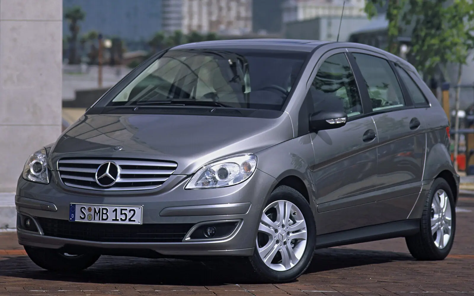 5-дверный хэтчбек подержанные автомобили Mercedes-Benz B класса для продажи/Подержанные 2013 Class B180 CDI Sport продажи