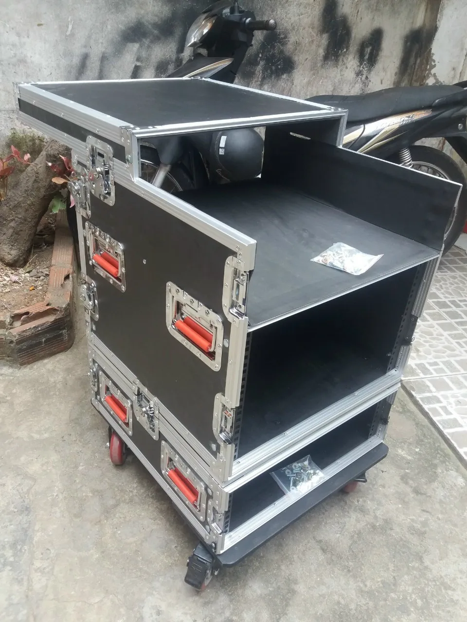 Rack Case Protection for PA/DJ gears 10U 12U 16U Customize with Locking Drawers Portable Carry Case