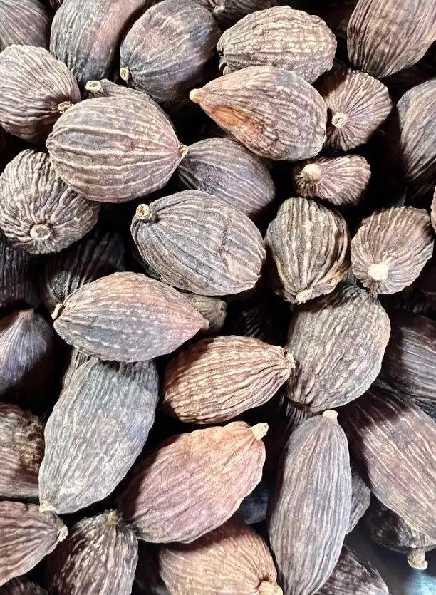 Top Selling Customization Best Price Granule Shape Organic Brown Food Spices Dried Seed Cardamom from Vietnam