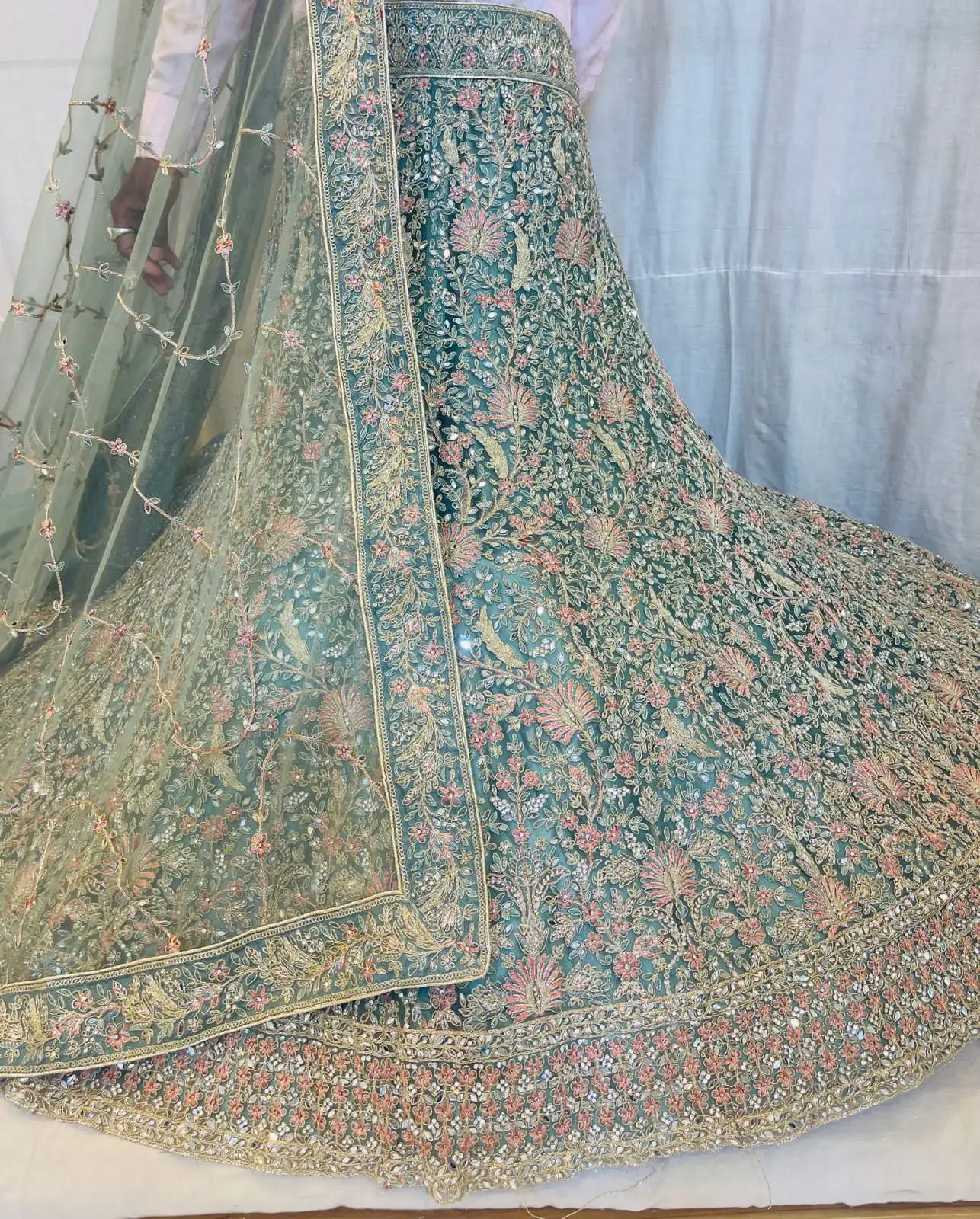 Indian Pakistani Style Lehenga Choli for Women Wedding Indian Design full Net Lehenga Choli Dupatta Blouse Embroidery Work