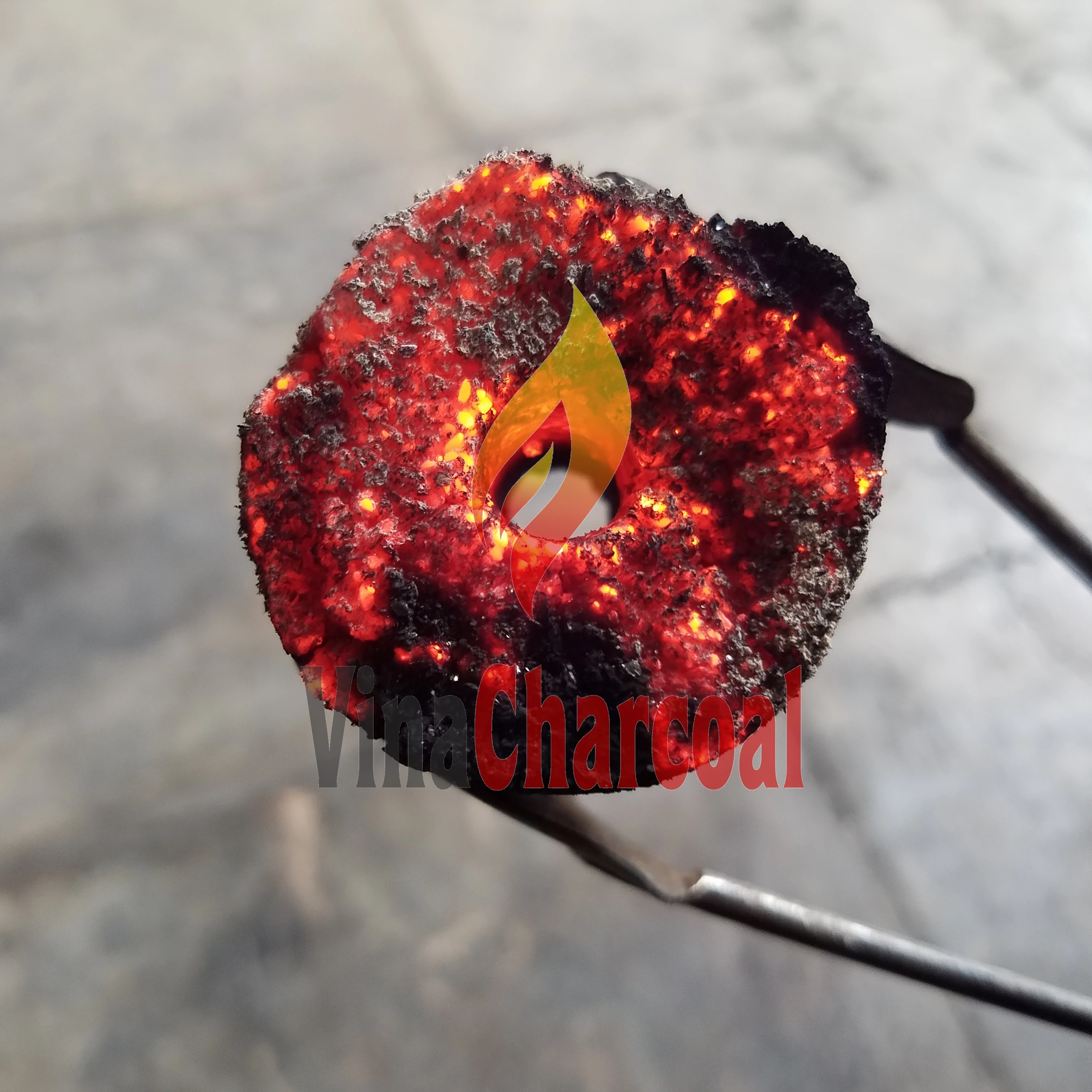 Sparkless coconut shell charcoal bulk coconut charcoal briquettes