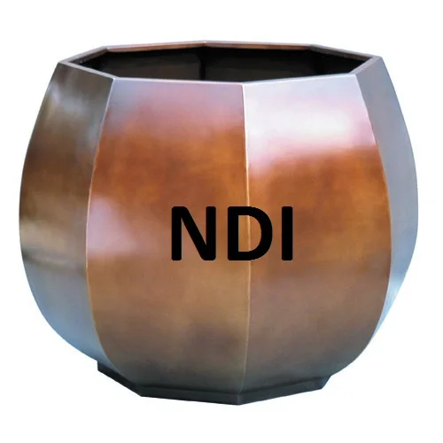 Luxury Style Customized Finishing Metal Large Flower Pot Unique Design Metal Garden Planter Pot At Inexpensive Price