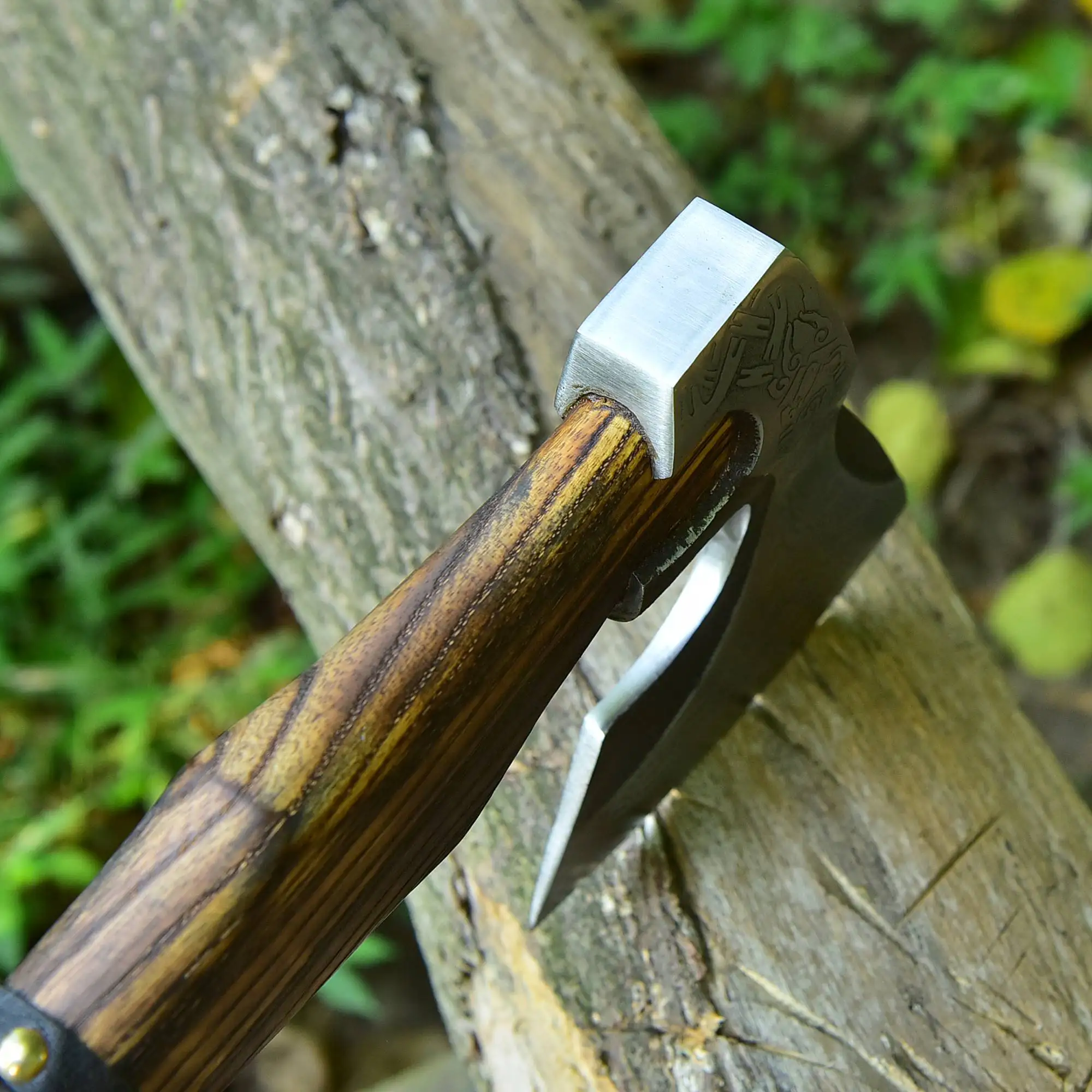 High Quality Carbon  Steel blade wood Handle Hatchet Axe Outdoor Hand Forged Camping  Axe With Protected Cover