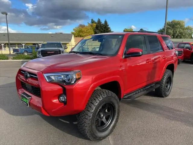 2022 Toyota 4-Runner SR5