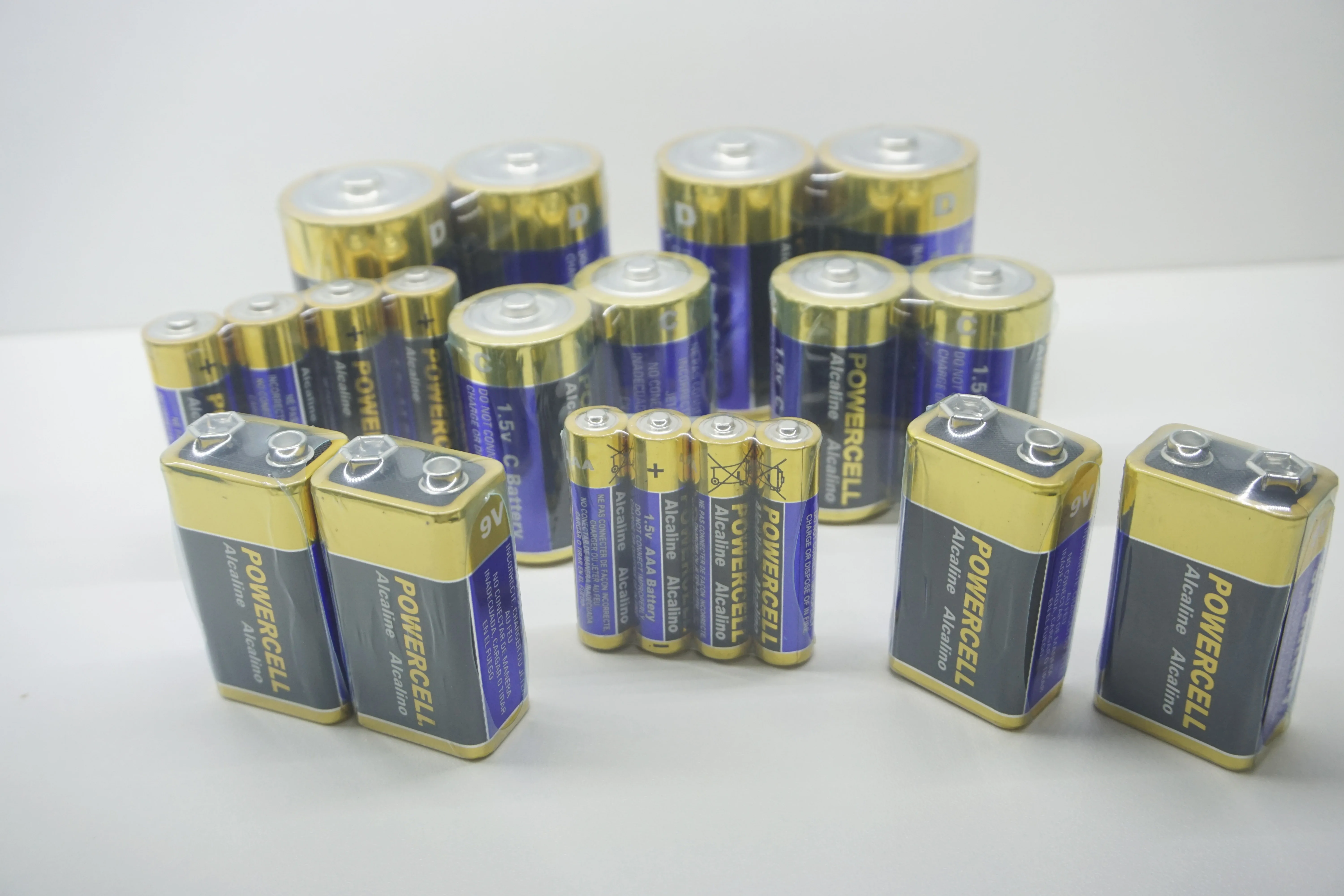 AAA Battery Alkaline 1.5V Am4 Lr03 Battery For Toy Car/ Remote Control/Slarm Clock Wholesale