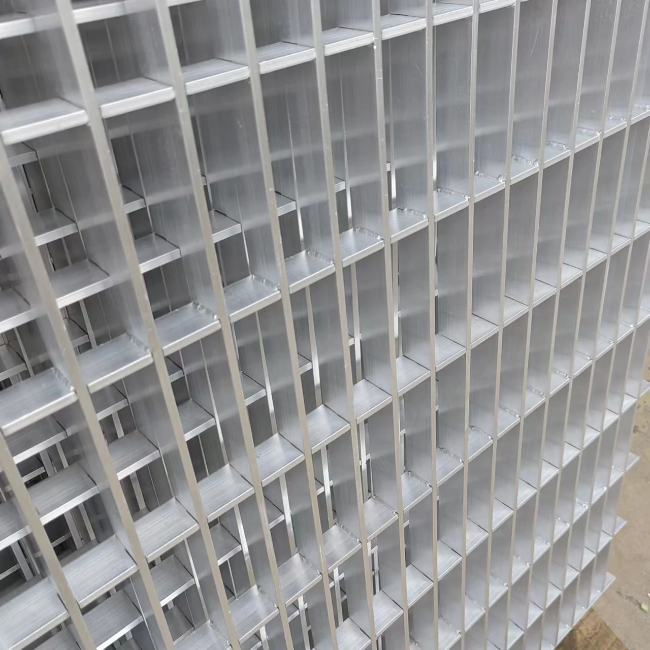 Anodic oxidation aluminum grating  T bar grating