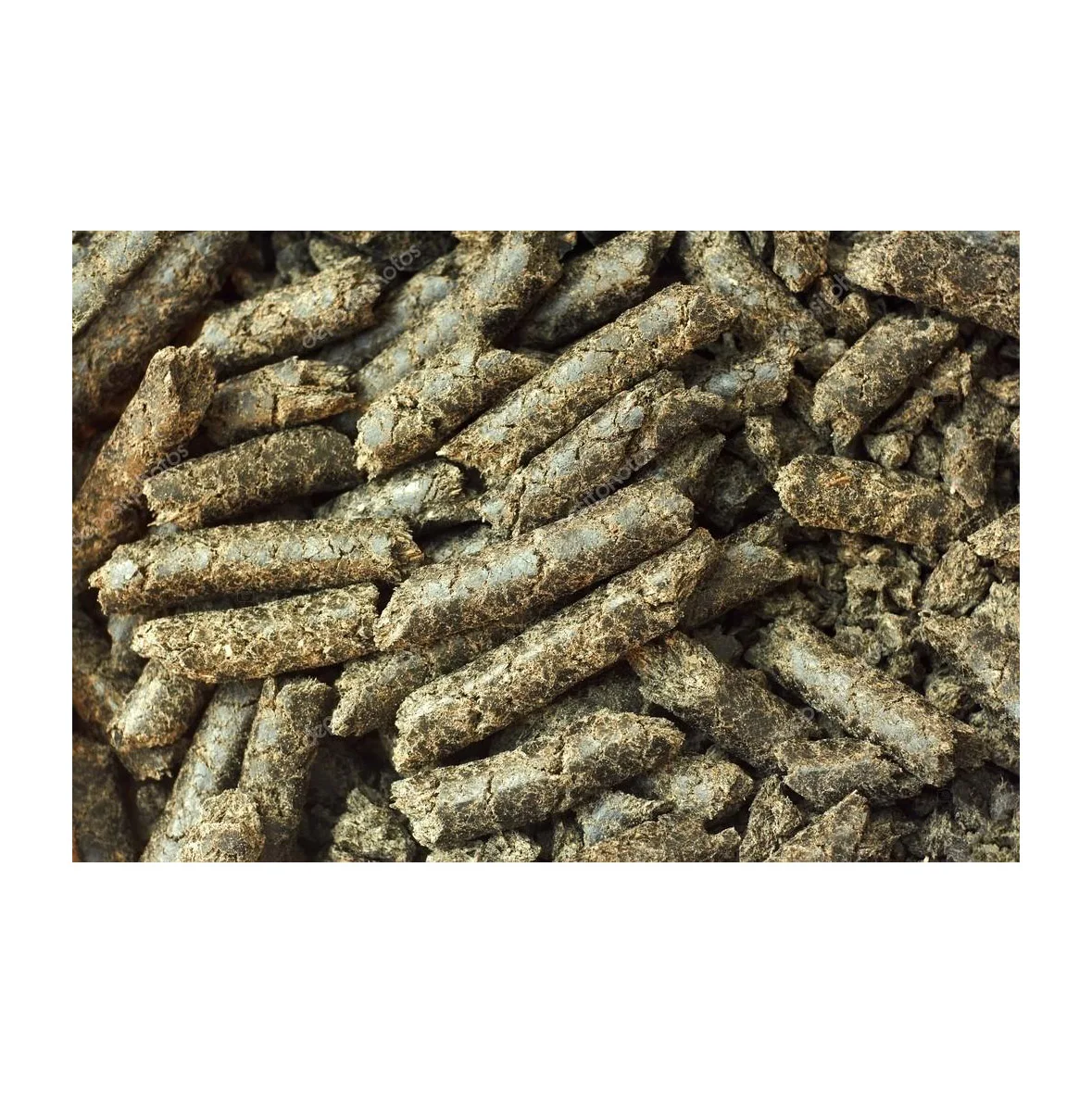 High quality natural sunflower seed meal for feeding cattle and farm animals from manufacturer