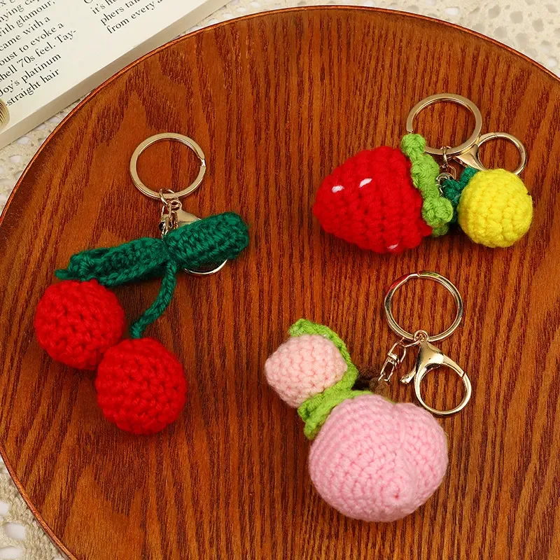 Handmade Knitted Avocado Carrot Strawberry Cherry Key Chains Wool Crochet Fruit Macrame Keychain Woven Keyrings Women Bag Charms