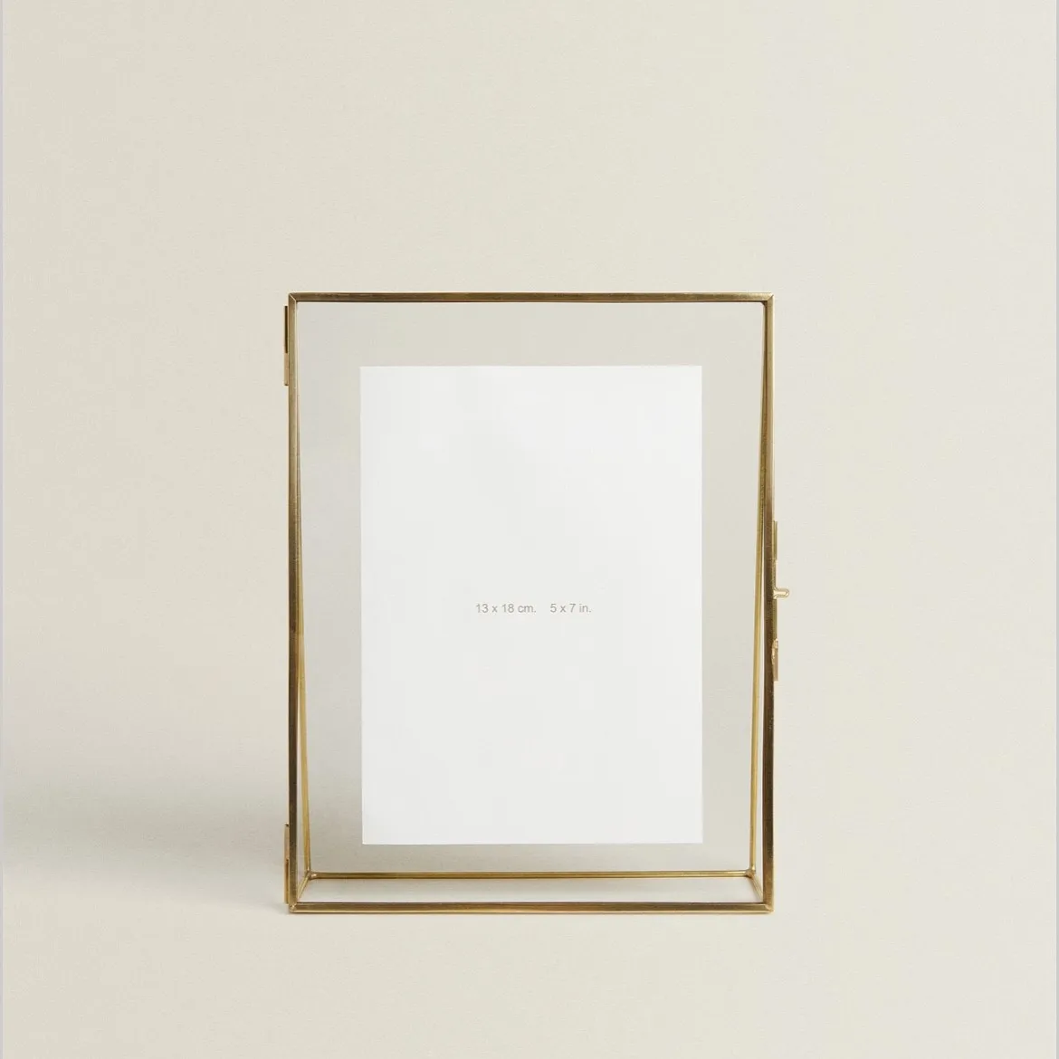 Золотые декоративные 5x7 4x6 металлические рамки для картин столешницы с металлической подставкой фотографий и прессованных цветов