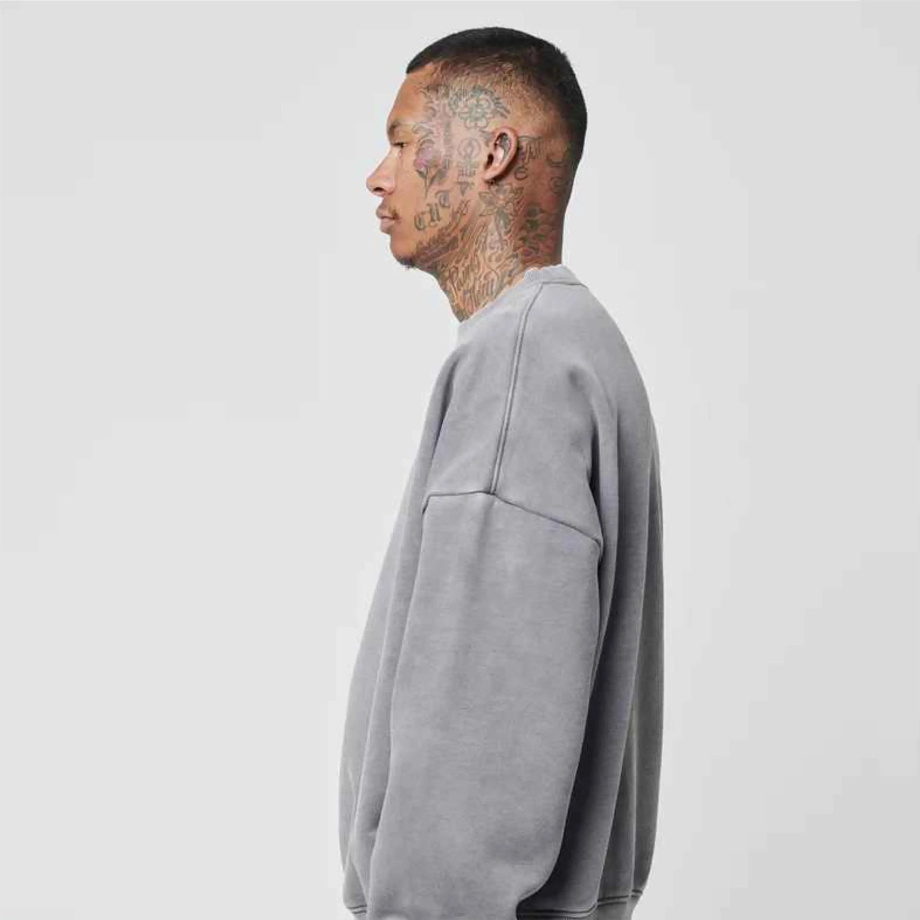 OEM High Quality Oversized Heavyweight Breathable Warm Knit Sweater Lambswool Wool Mens Sweaters Mens Crew Neck Sweaters