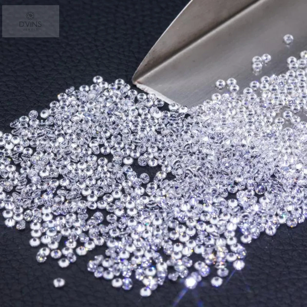 Natural Loose White Diamonds VVS2-VS1 Clarity GH Color 1.25 to 1.8 MM Melee Diamond Polished White Round Cut Diamond Parcel