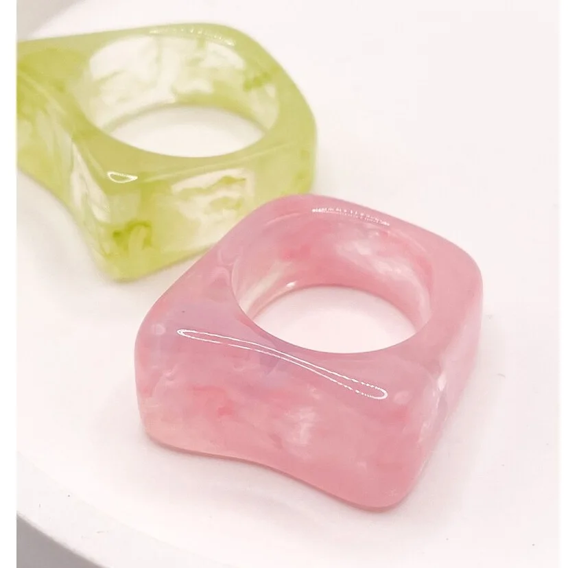 wholesale customized Best quality  handcrafted high polished  beautiful  colorful fashion   resin ring for women from India