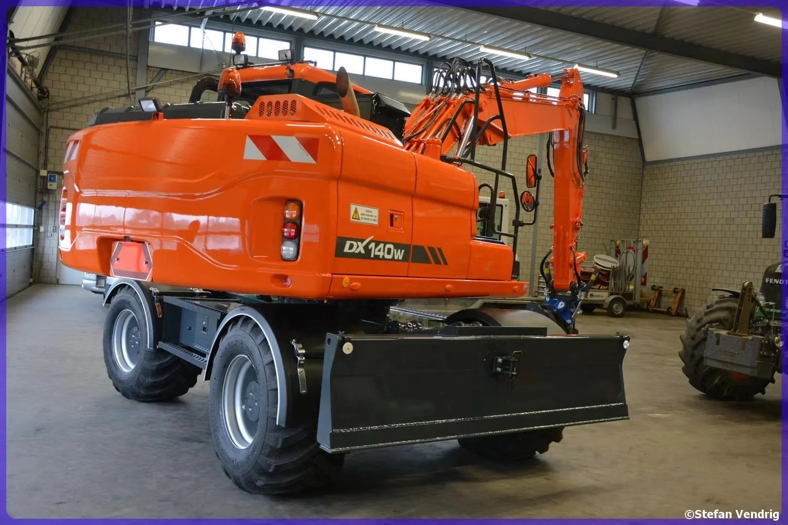 Original 2020 used Doosan DX140W-5 excavator brand new Doosan DX140 excavator for sale