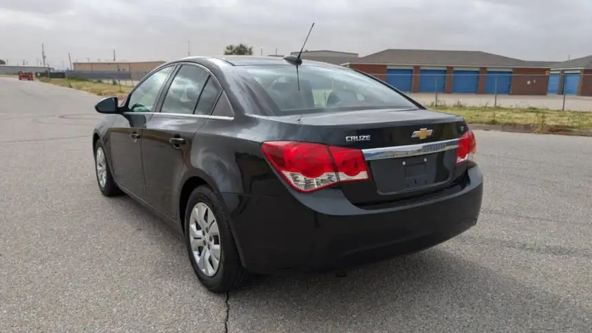 Подержанный 2015 Chevrolet Cruze LT