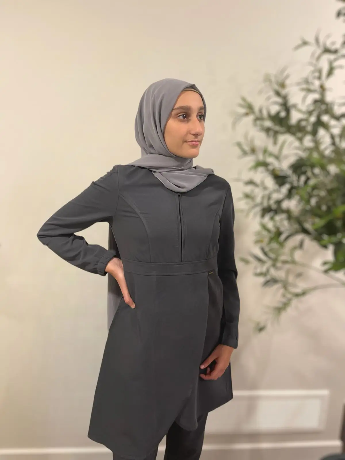 Women Plain Polyester Long Sleeve Kimono Cardigan Islamic Dubai Clothing Muslim Women 2pcs Abaya Scrubs Hospital Uniforms Sets