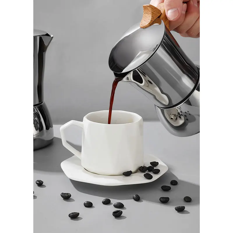 New Design Italy High Quality Wood Handle Personalized Steel Espresso Maker Coffee Moka Pot